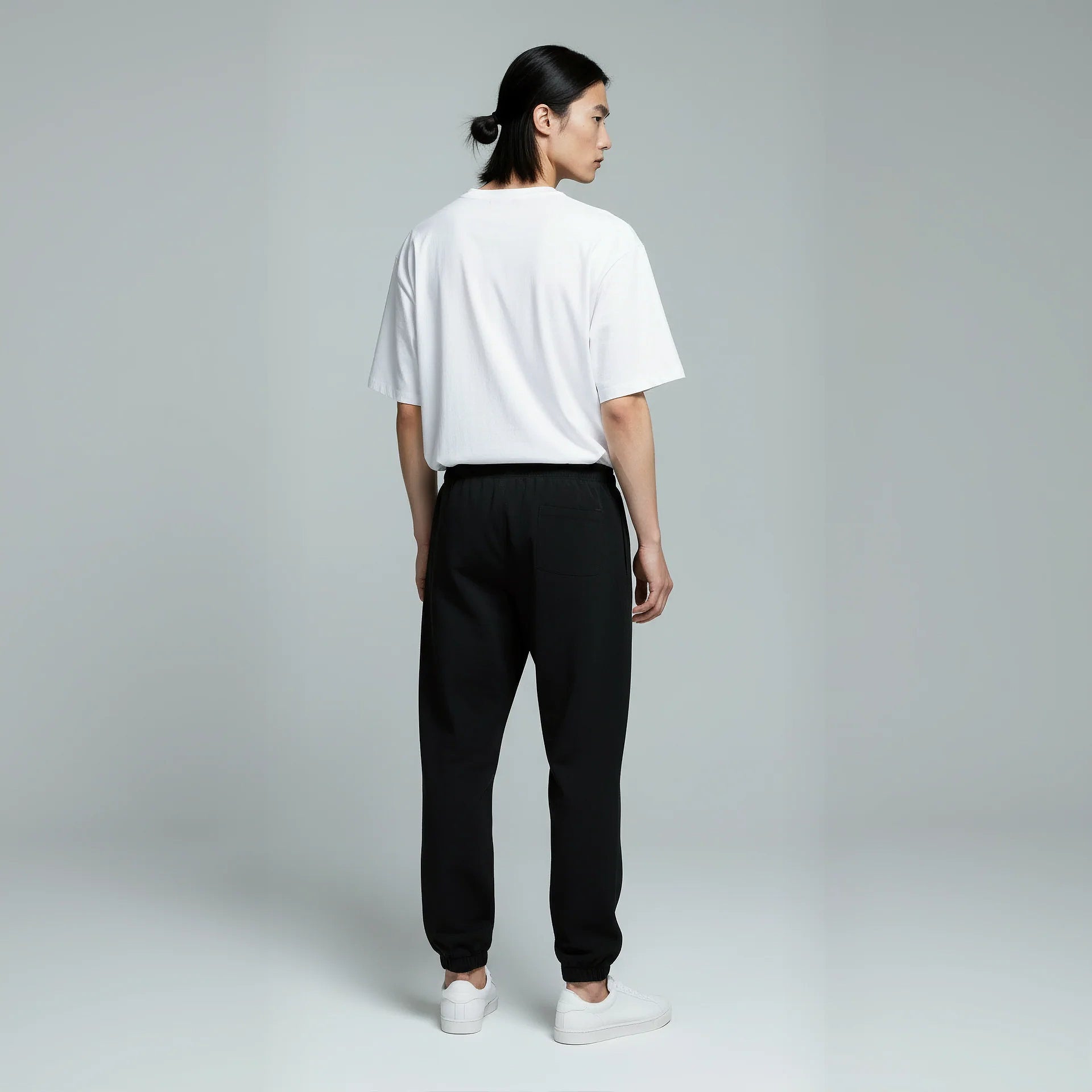 Classic Sweatpants- Black-3