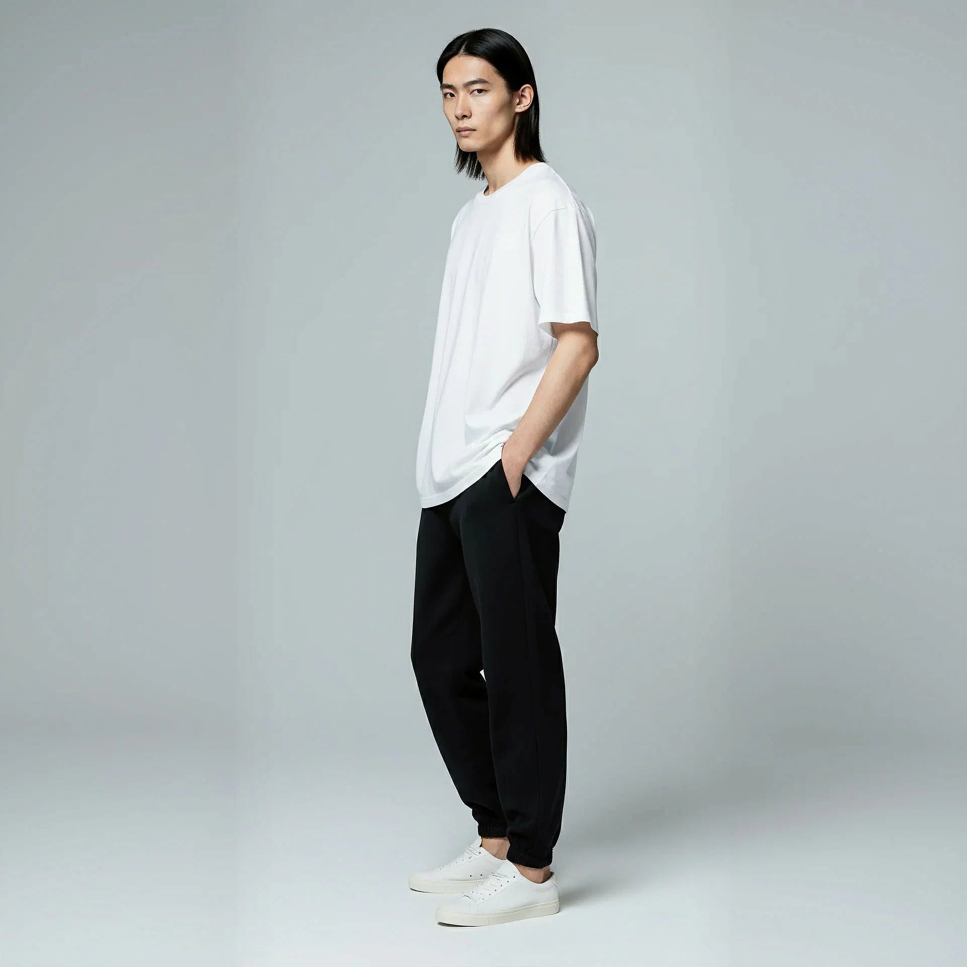 Classic Sweatpants- Black-zoom-4